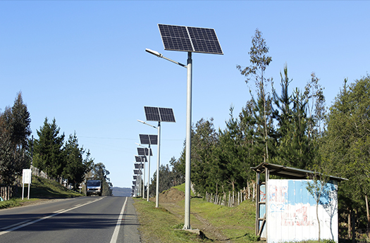 Proyek lampu jalan tenaga surya terpisah untuk jalan raya di Afrika Selatan