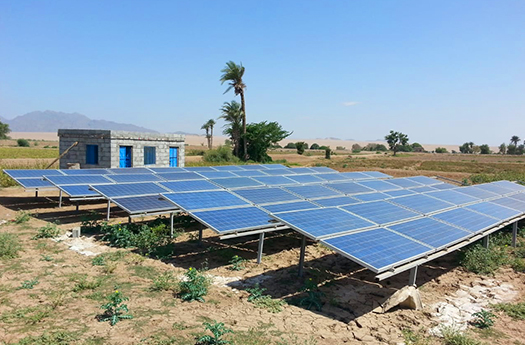 Sistem tenaga surya tanpa kisi untuk pertanian di pinggir Libya