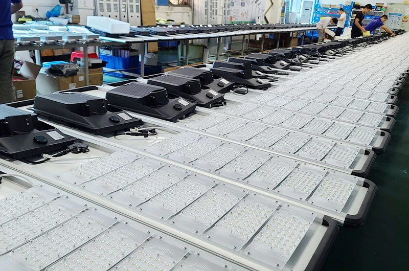 Pabrik lampu jalan tenaga surya