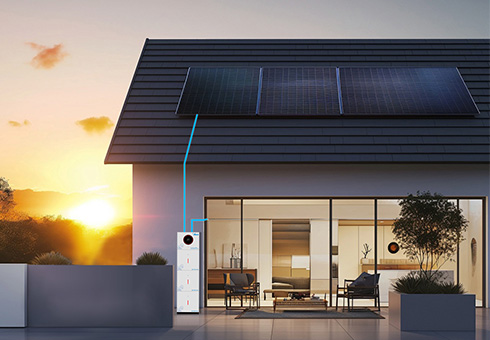 Dengan baterai Litium yang andal, memastikan bahwa energi disimpan tetap tersedia selama periode cahaya matahari rendah atau mati kisi.