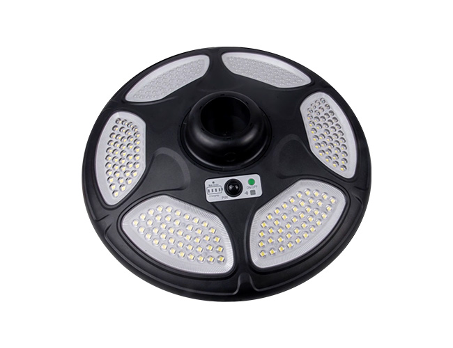 Lampu Taman tenaga surya
